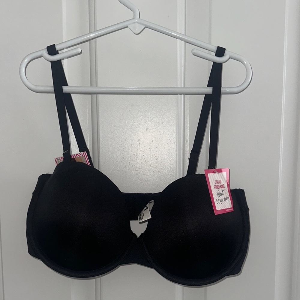 Maidenform Black Women's Bra with Convertible straps - New with Tags!